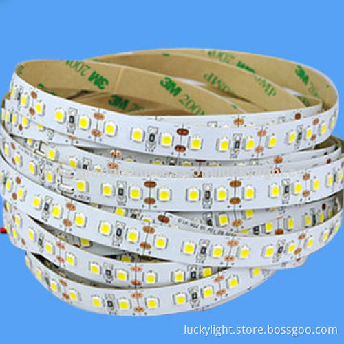Warm White Flexible SMD LED Strip for Hotel Lighting, 20-22lm, 12/24V DC Input Voltage